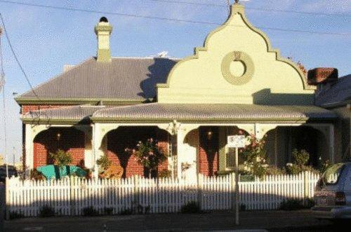 Hotel Heritage Cottage Bed And Breakfast