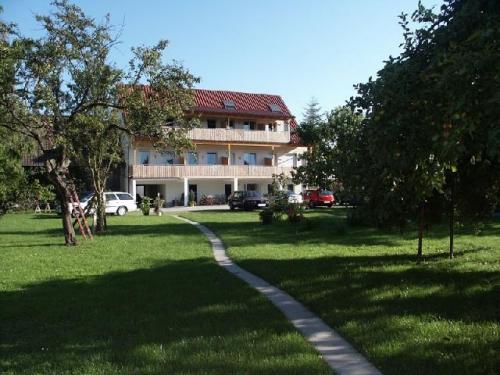 Hotel Elzpark Apartments