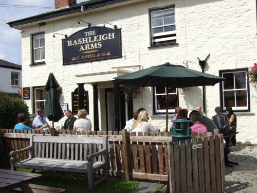 Hotel Rashleigh Arms