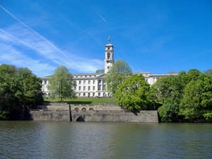 Nottingham - Lake - Trent Building