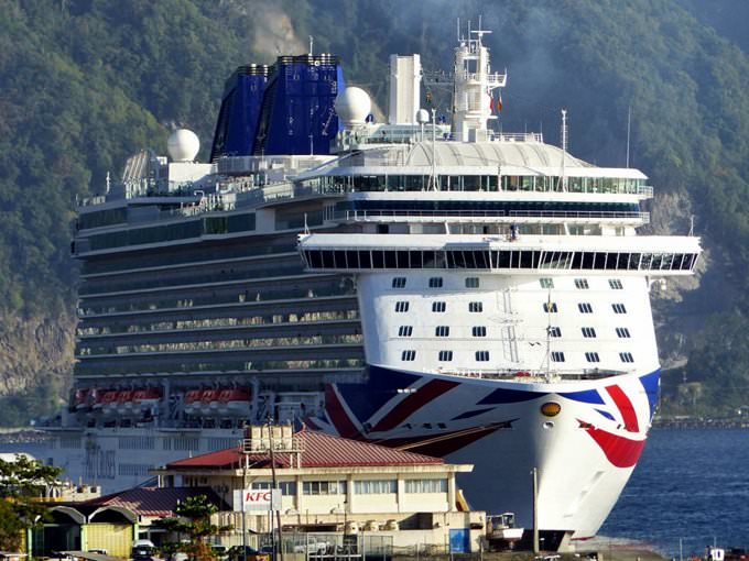 The mighty P&O Britannia in Dominica