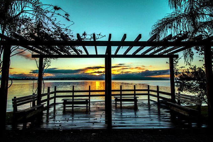 Pôr-do-sol após a chuva...