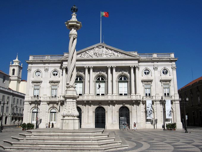 Lisbon City Hall and pillory