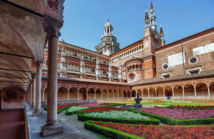 Pavia