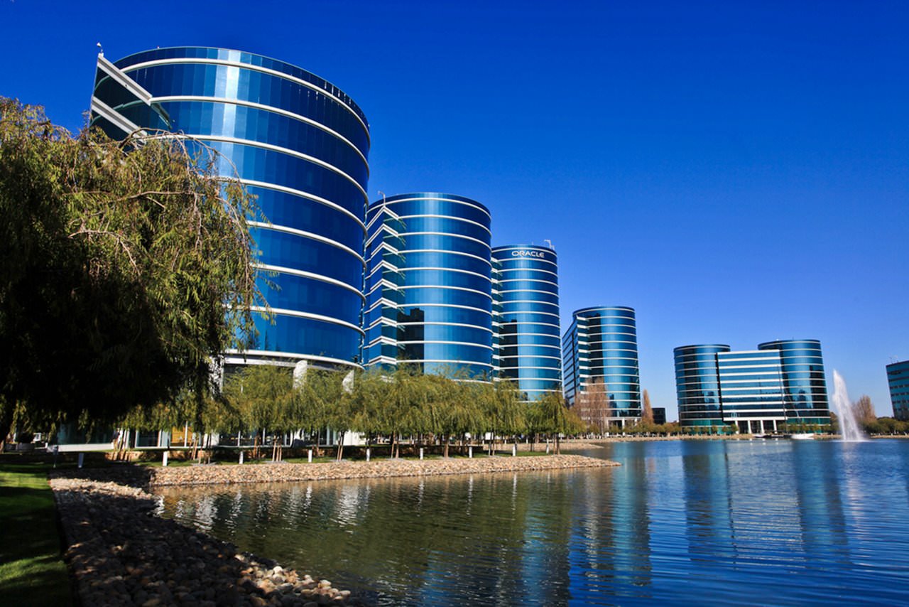 These buildings. Редвуд-Сити Калифорния. Redwood City California. Штаб-квартира в Редвуд-Сити. Комплекс Калифорния. США.