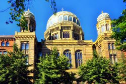 The most luxury and famous synagogues