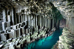 Фингалова пещера, Великобритания