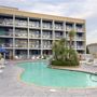 Travelodge Nags Head Beach Hotel