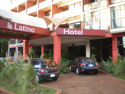 Отель Hotel Latino