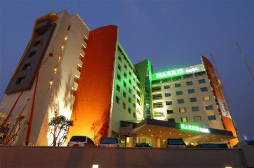 Отель Harris Hotel Tebet Jakarta